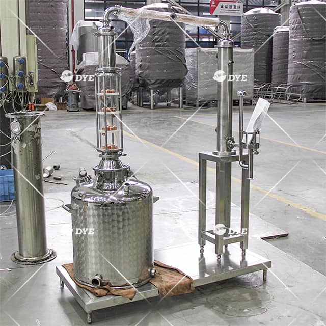 Small Distillation Machine 30L Small Batch Distillation Equipment | Home Still for Beginners ...