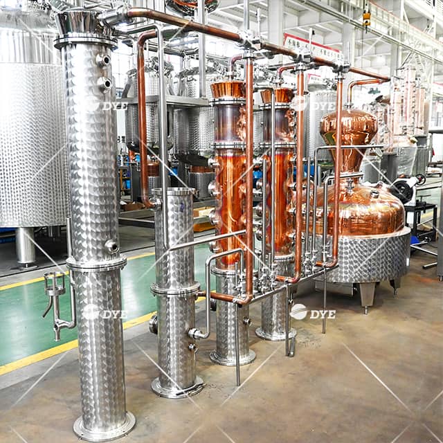 Spirit Distillery System Gin Distillation Equipment Whiskey Copper still Equipment Brandy Rum Distilling Tank Mixing Technology for Sale