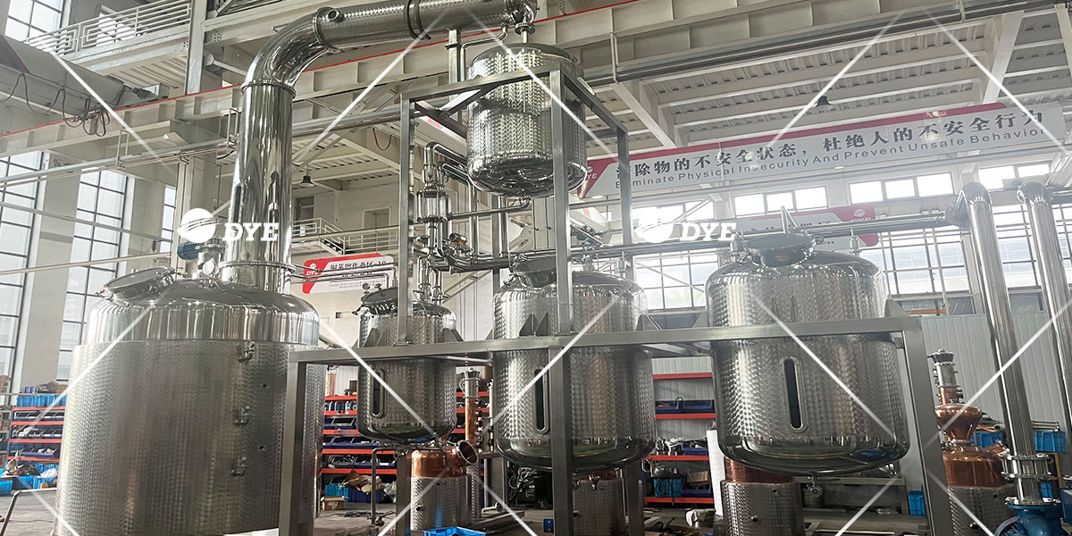 Vacuum Distiller 